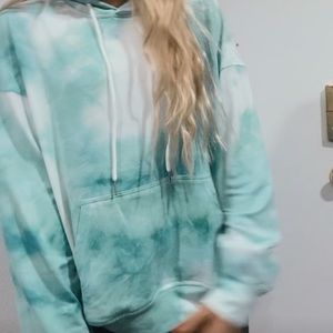 Tie die hoodie